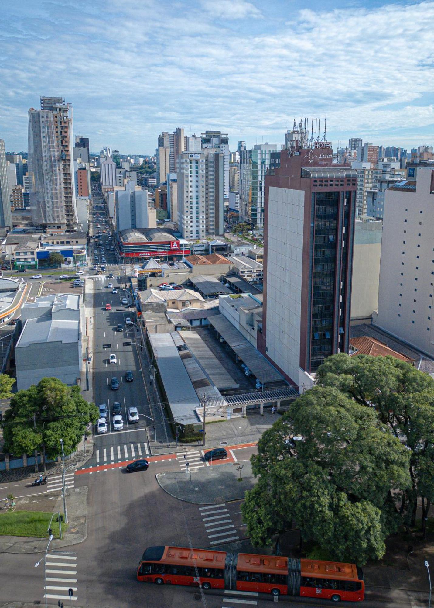 Lizon Curitiba Hotel Dış mekan fotoğraf