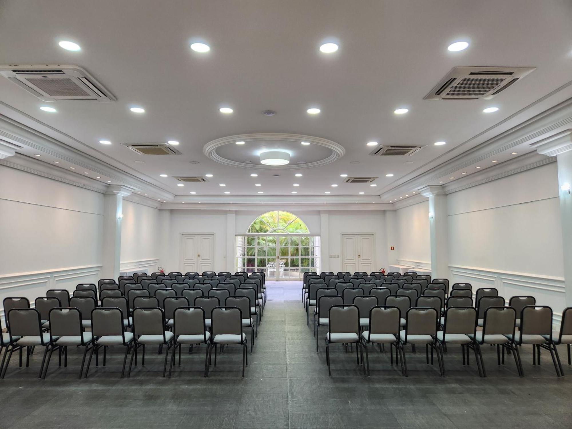 Lizon Curitiba Hotel Dış mekan fotoğraf
